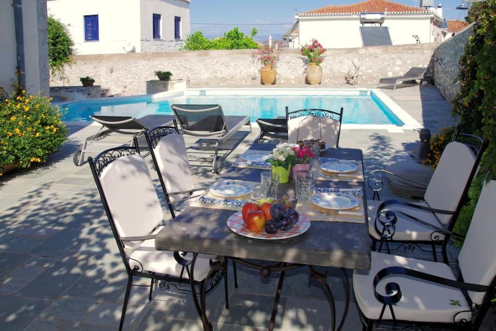 Villa 1853, Spetses Ground Floor Exterior foto